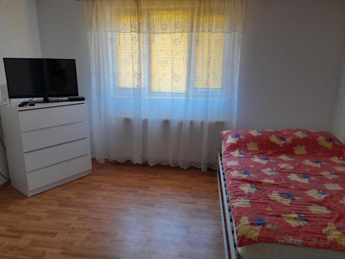Central City House Tulcea Buitenkant foto