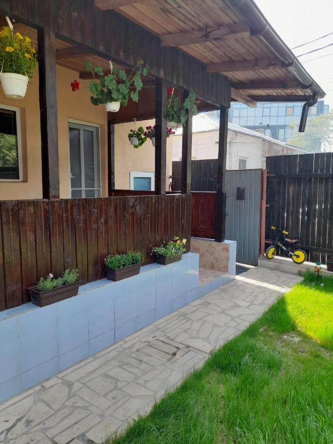 Central City House Tulcea Buitenkant foto